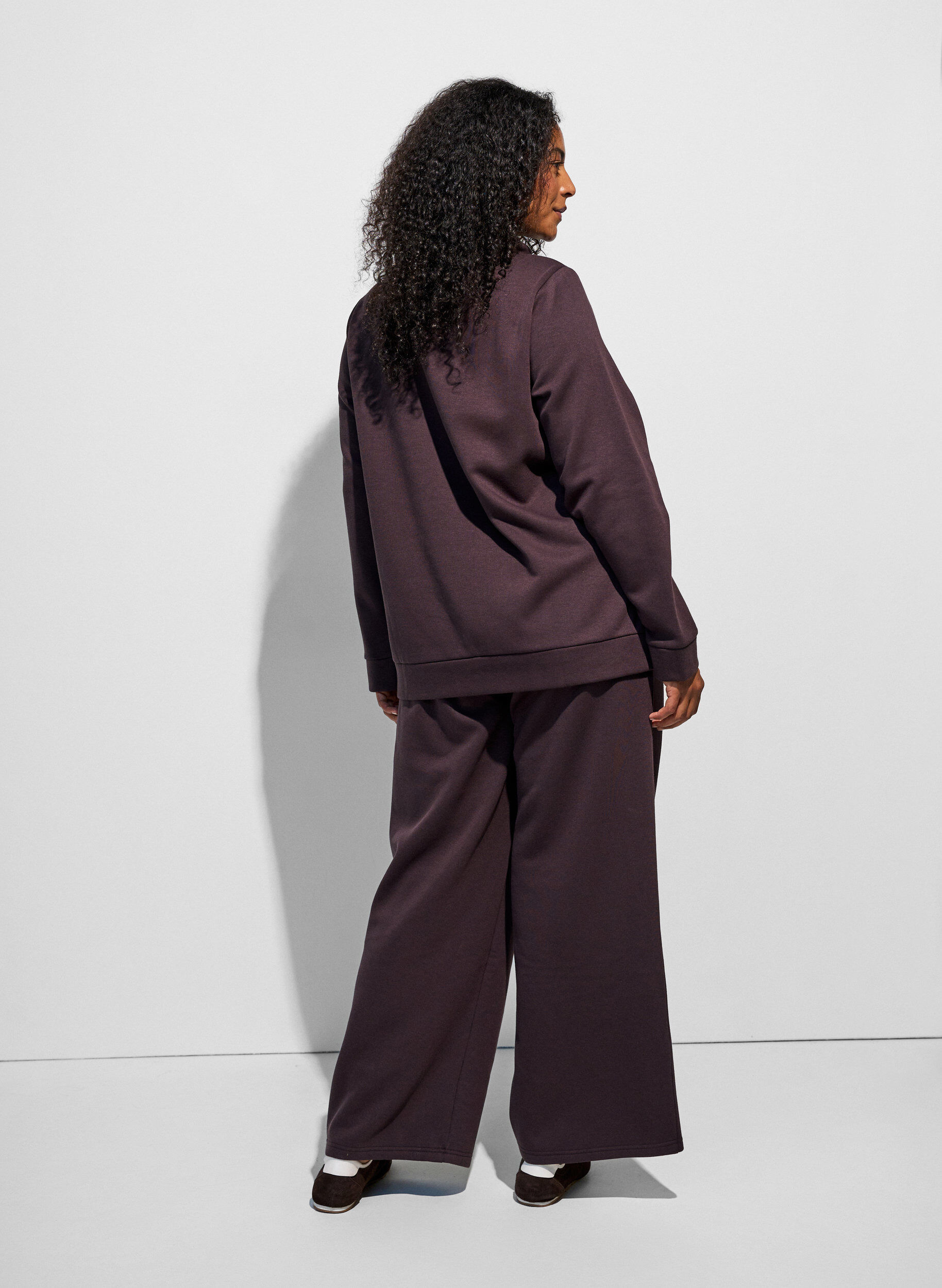ZizziSweatpants med h&oslash;y midje og vide ben, Brun, Model image number 1