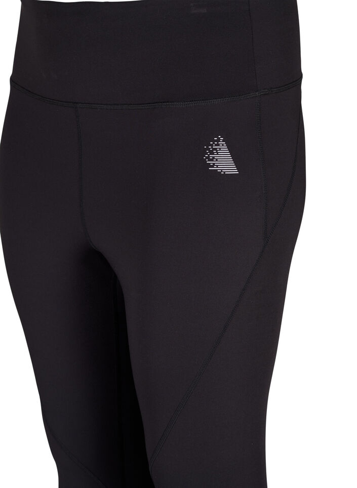 CORE, V-SHAPE DEFINE TIGHTS - Cropped treningstights med V-form bak, Black, Packshot image number 2