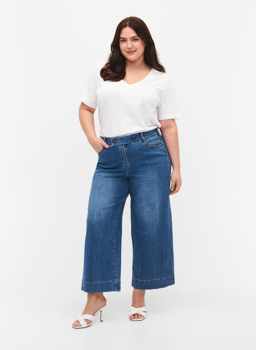 Kortermet basic T-skjorte med V-hals, Hvit, Model image number 1