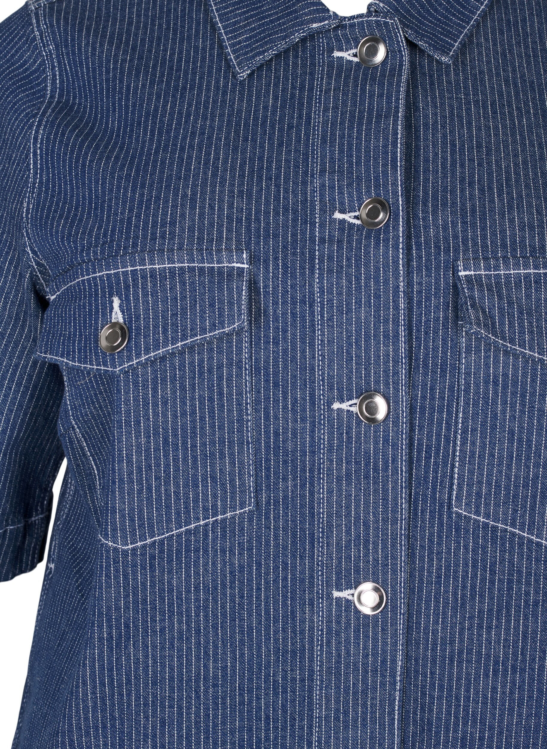 Zizzi N&aring;lestripet denimkjole med brystlommer, Blue Denim Stripe, Packshot image number 2