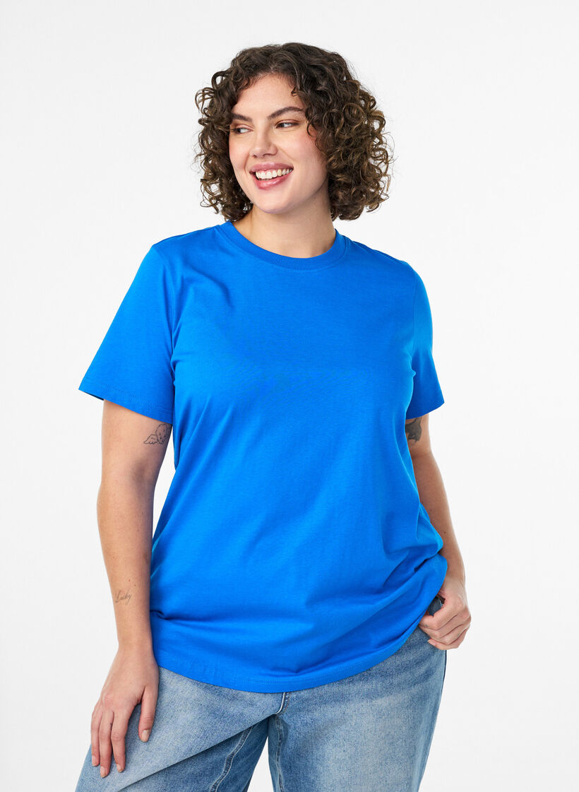 Basic T-skjorte i bomull med rund hals, Bl&aring;, Model image number 0