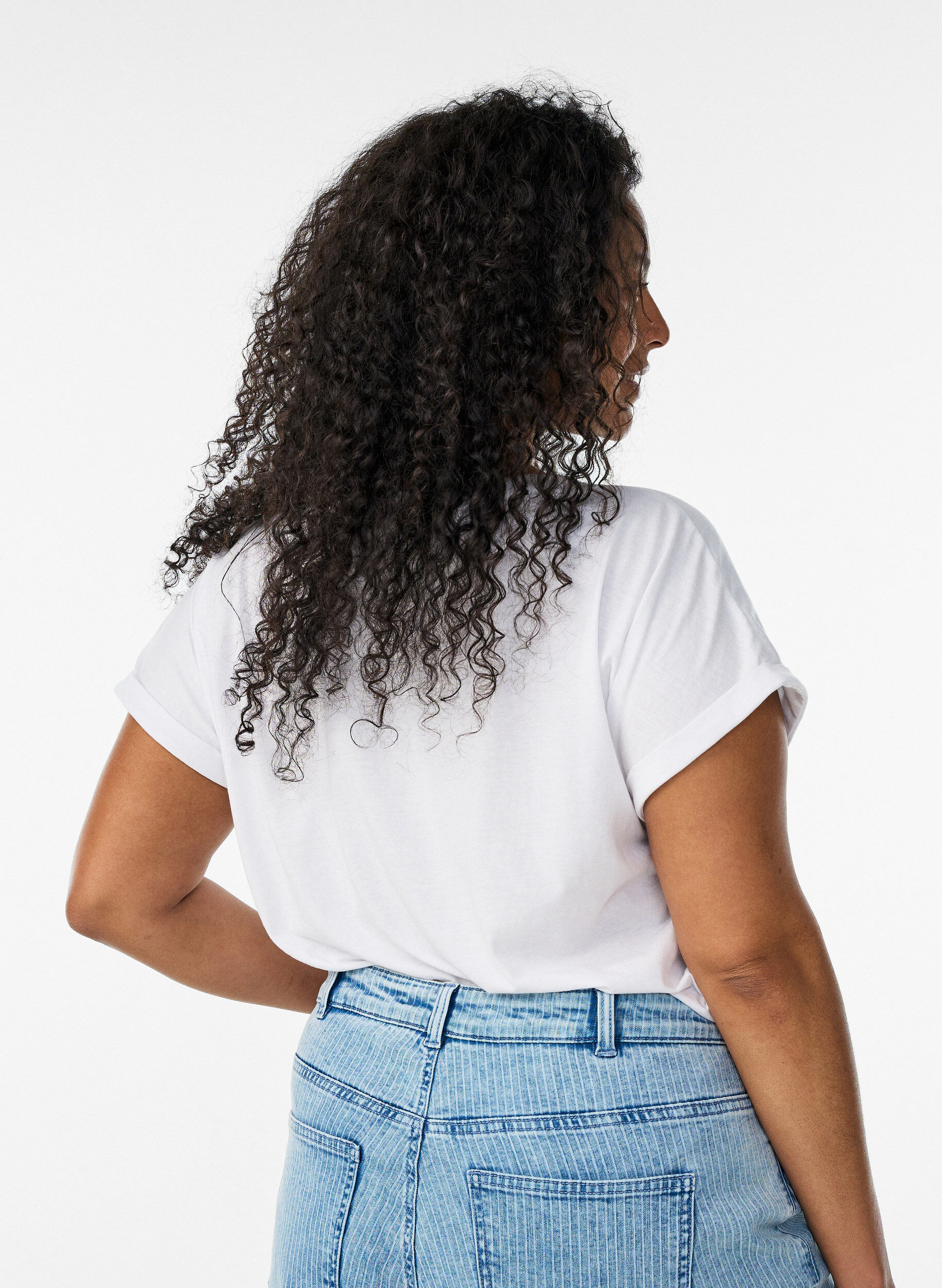 Zizzi Kortermet T-skjorte i bomullsblanding, Hvit, Model image number 2