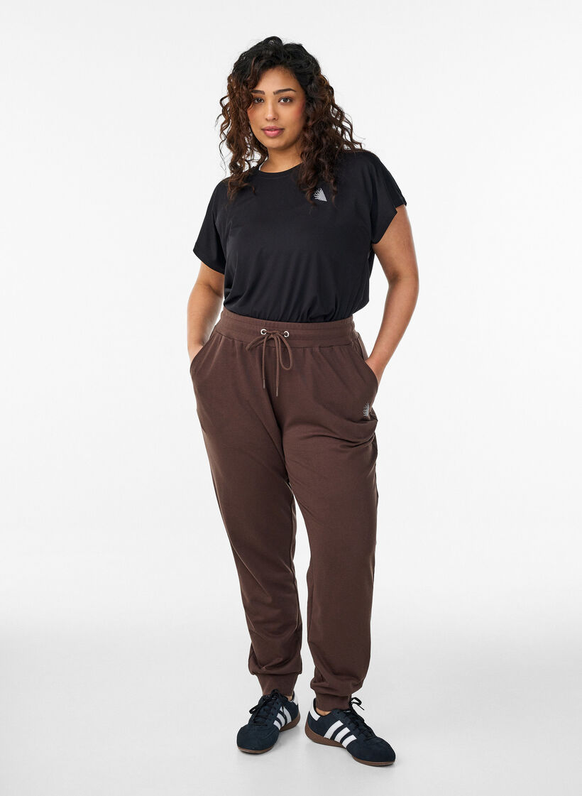L&oslash;se joggebukser med lommer, Brun, Model image number 1