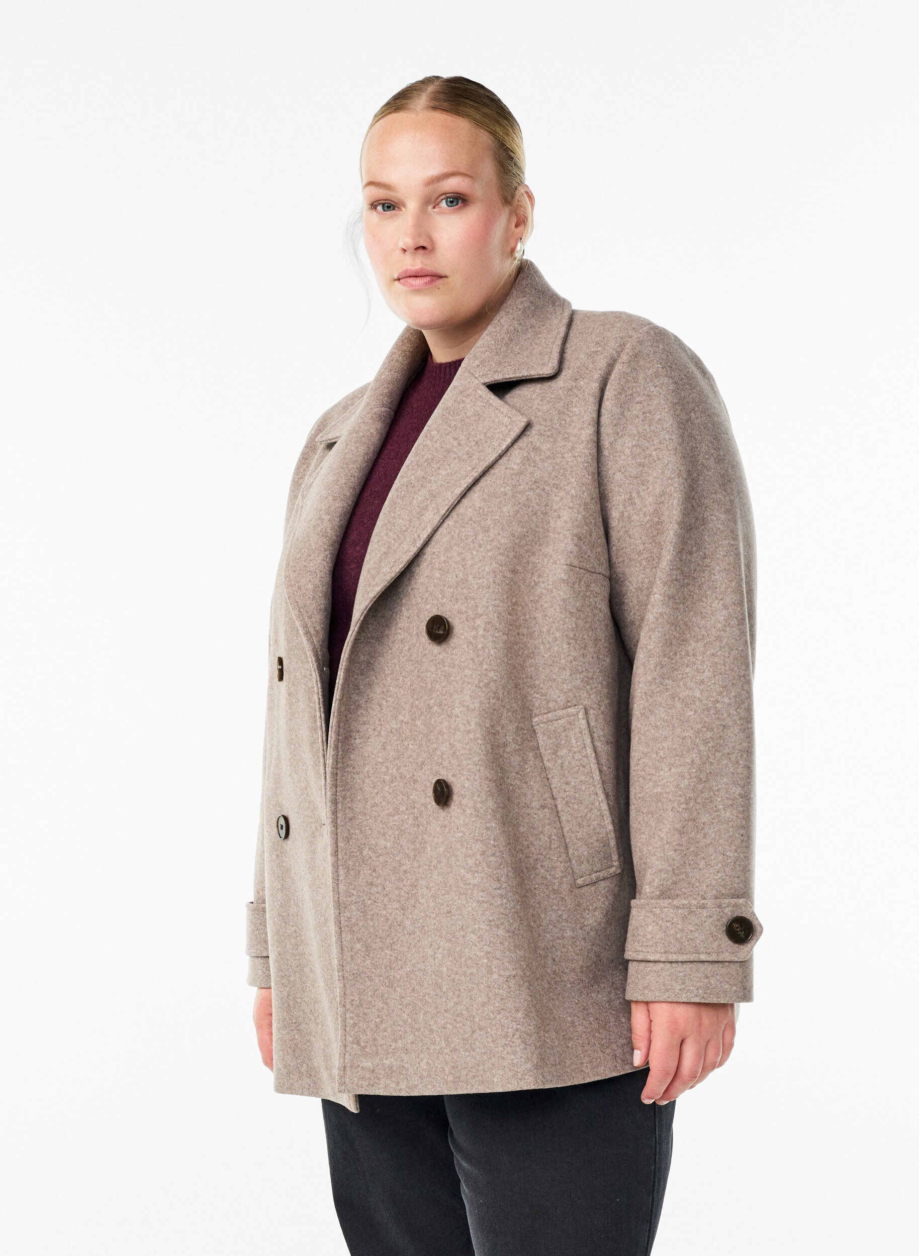 Kort k&aring;pe med dobbeltradede knapper, Beige, Model
