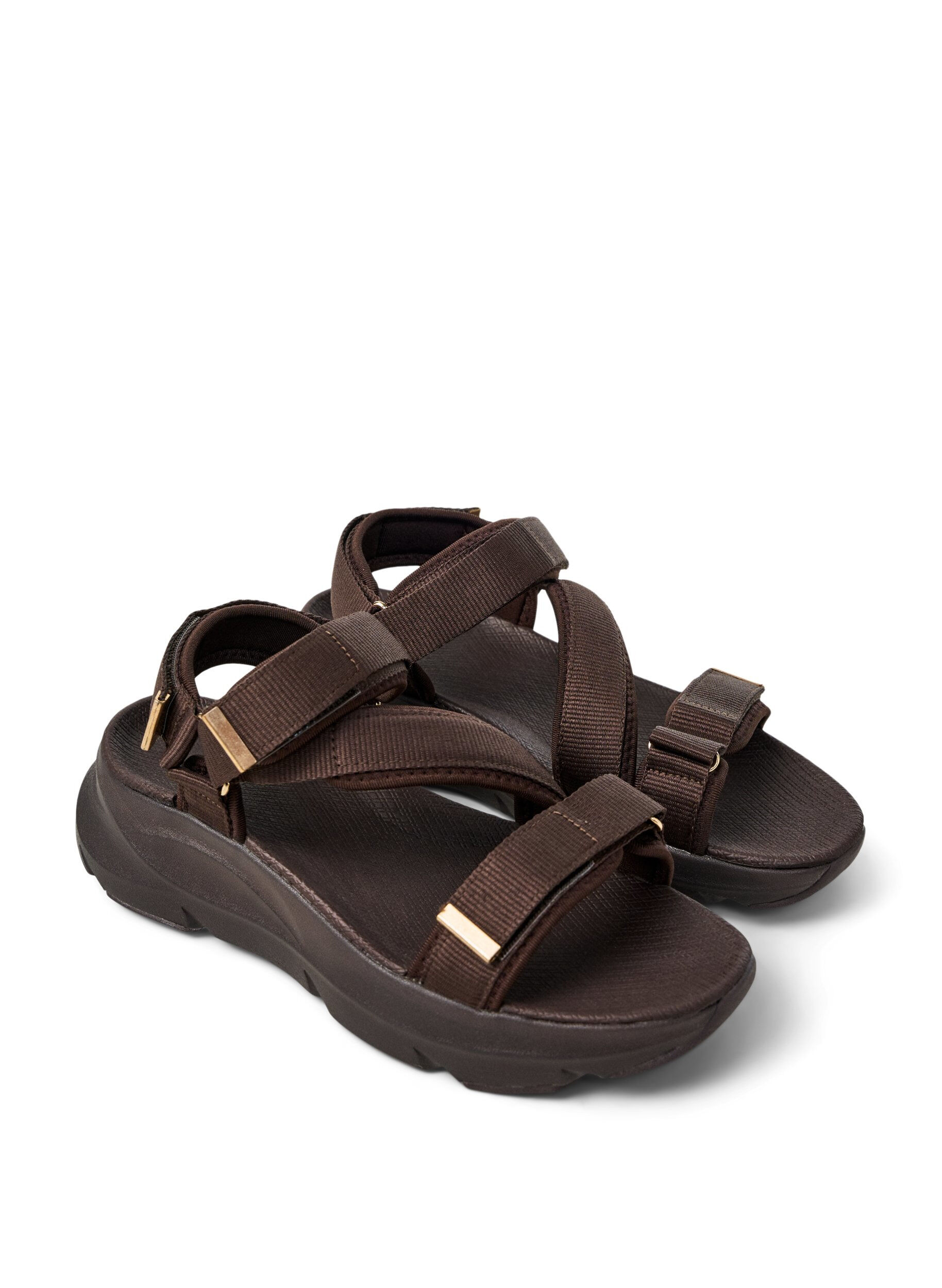 ZizziKomfortabel sandal med borrel&aring;s og st&oslash;tte til fotbuen, Brun, Packshot image number 1