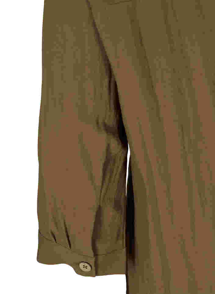 Viskosebluse med knapper og V-hals, Kangaroo, Packshot image number 3