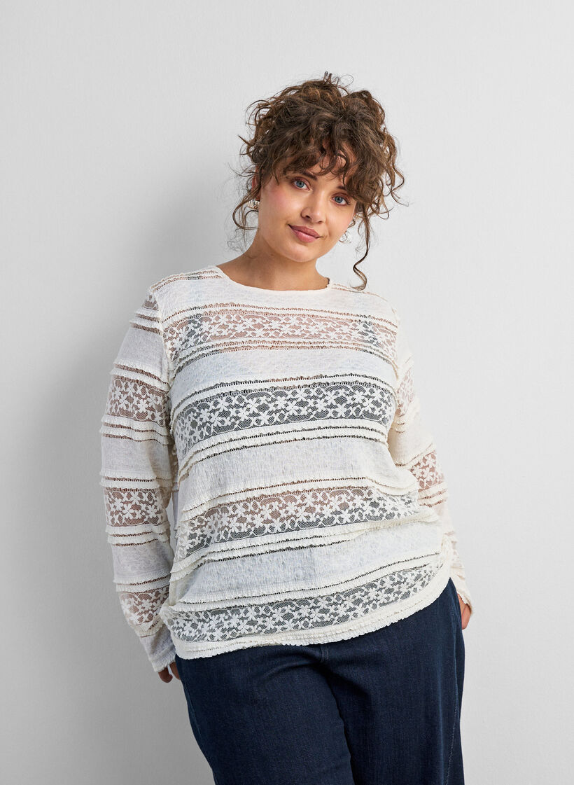 Bluse med blonder og lange ermer, Vanilje, Model image number 0