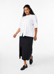 Skjortebluse med volanger og broderie anglaise, Hvit, Model image number 1