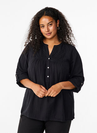 Zizzi Bomullsbluse med engelsk broderi og 3/4-ermer, Black, Model image number 0