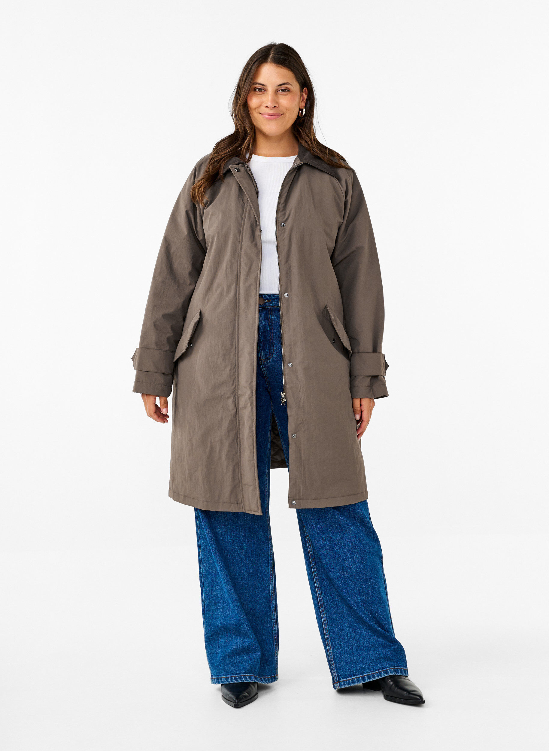 Zizzi Overgangsfrakk med fl&oslash;yelskrage og lommer, Chocolate Chip, Model image number 2