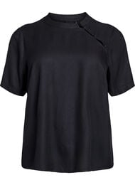 Kortermet bluse med diagonal knappelukking, Black
