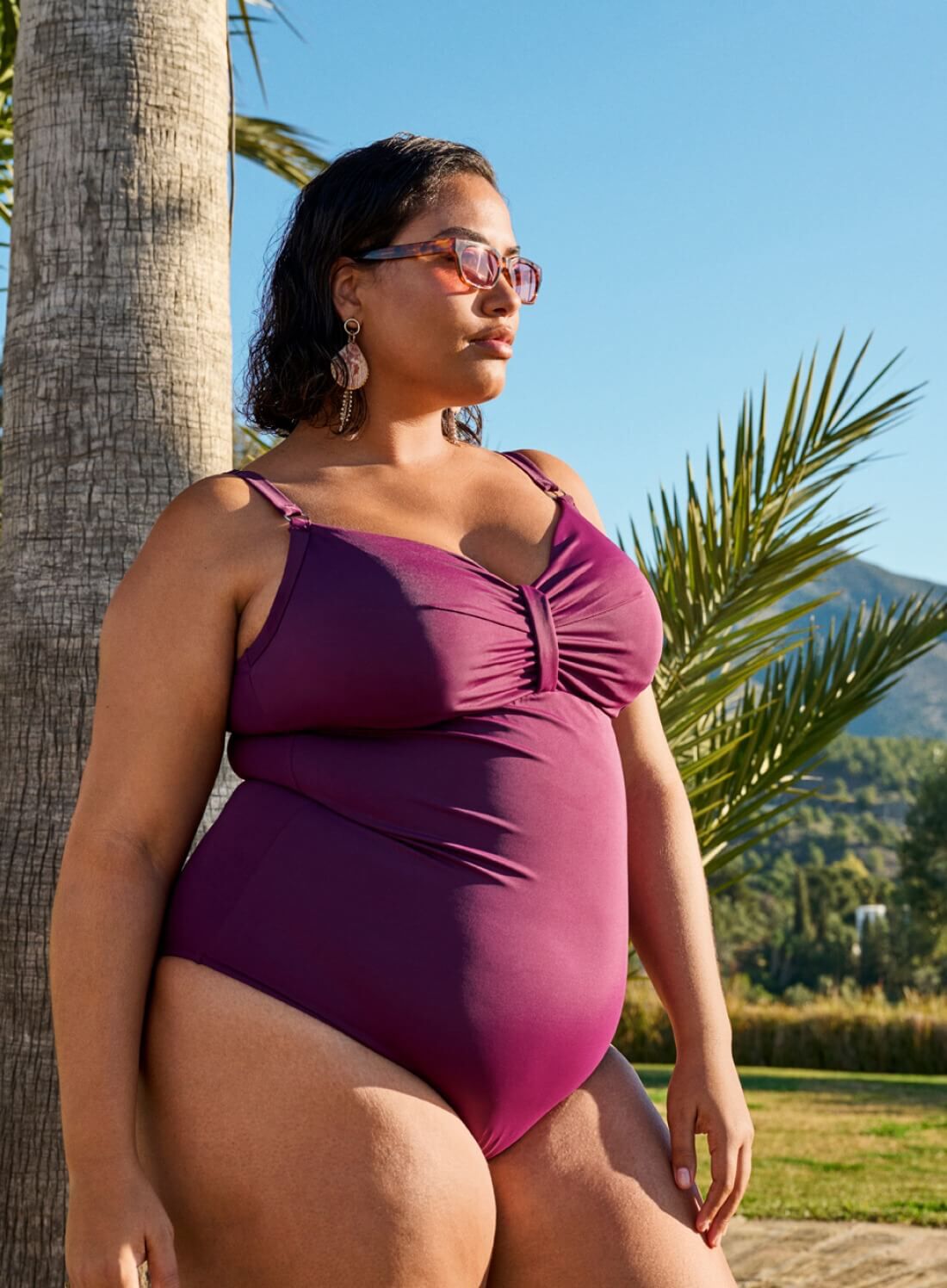 Zizzi Badedrakt med b&oslash;yler og draperinger, , Model