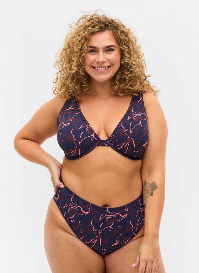 Bikinitruse med høyt liv og høy skjæring, Svart, Model image number 0