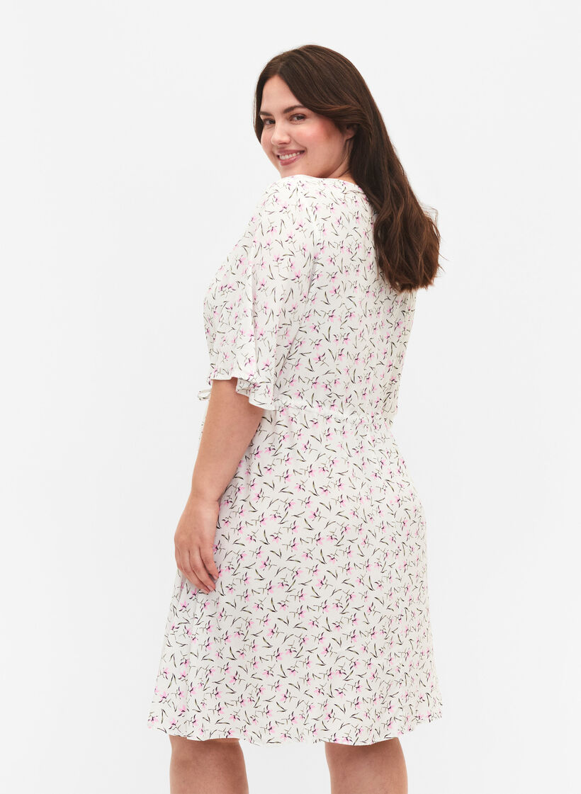 Kjole med 1/2 ermer og blomstermønster av viskose, White Purple Flower, Model image number 1