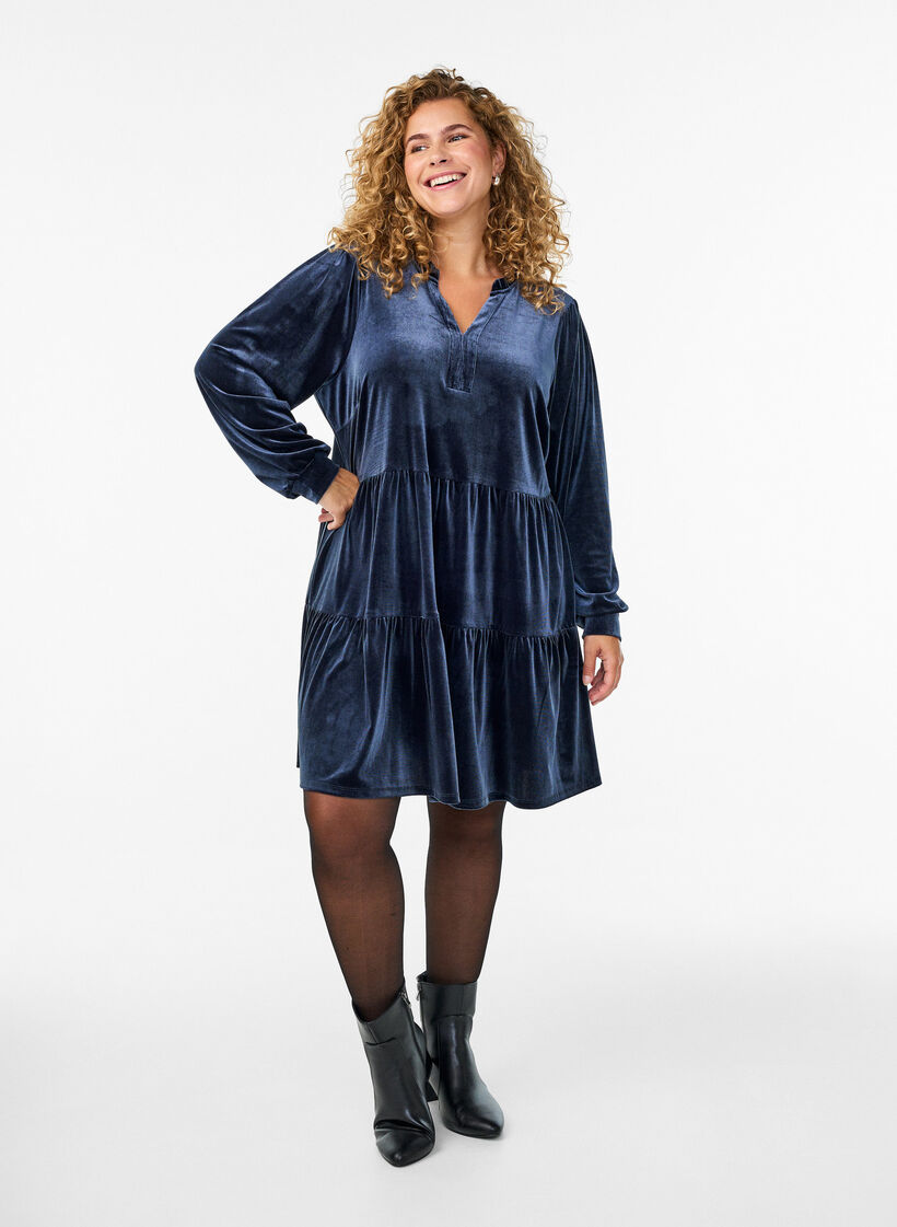 Kort velourkjole med volangkrage og lange ermer, Blå, Model image number 1