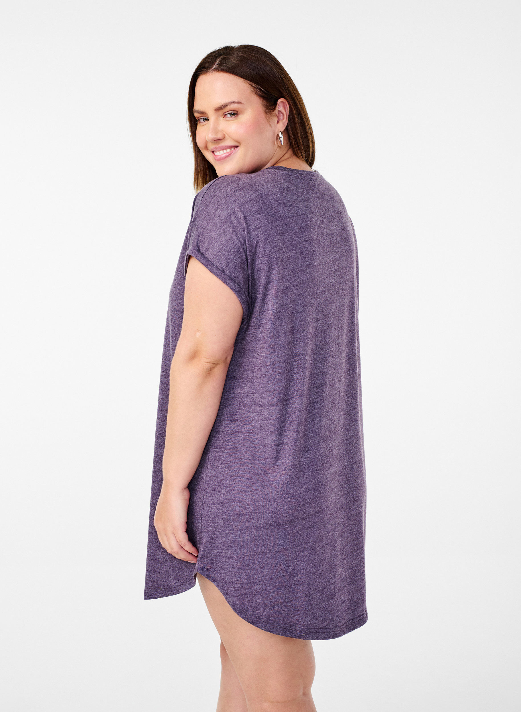 Zizzi Kortermet nattkjole med teksttrykk, , Model image number 2