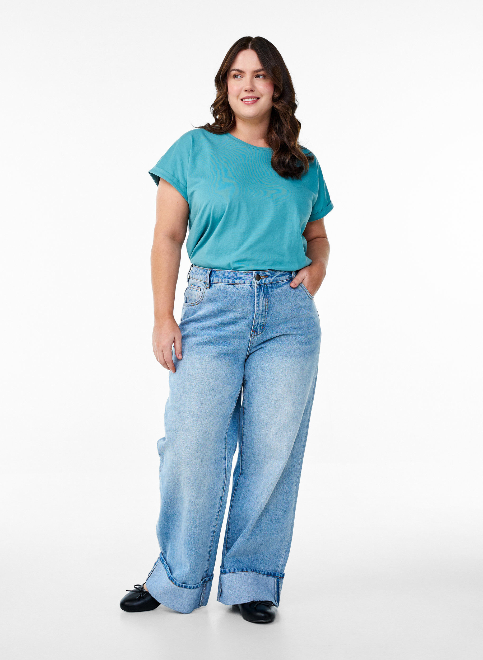 Zizzi Kortermet t-skjorte i en bomullsblanding, Bl&aring;, Model image number 1