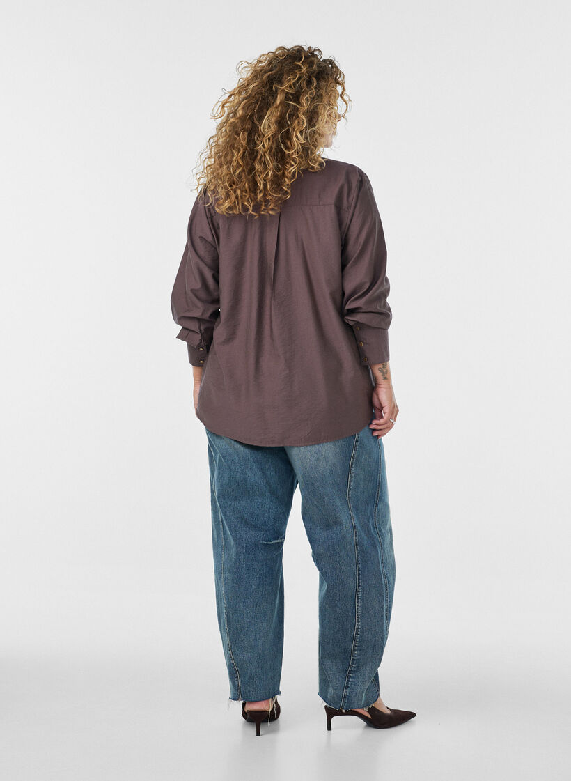 Viskoseskjorte med gullknapper, Brun, Model image number 2