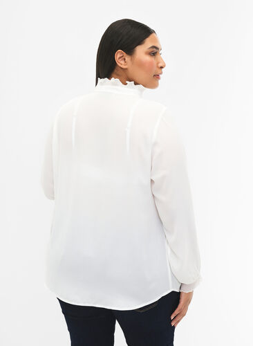 Skjortebluse med volangdetaljer, Bright White, Model image number 1