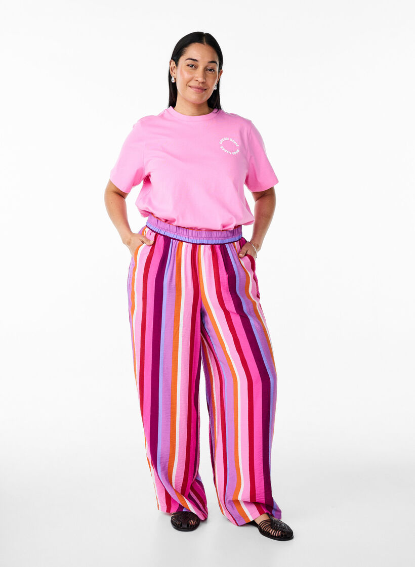 T-skjorte i &oslash;kologisk bomull med tekstmotiv, Rosa, Model image number 1