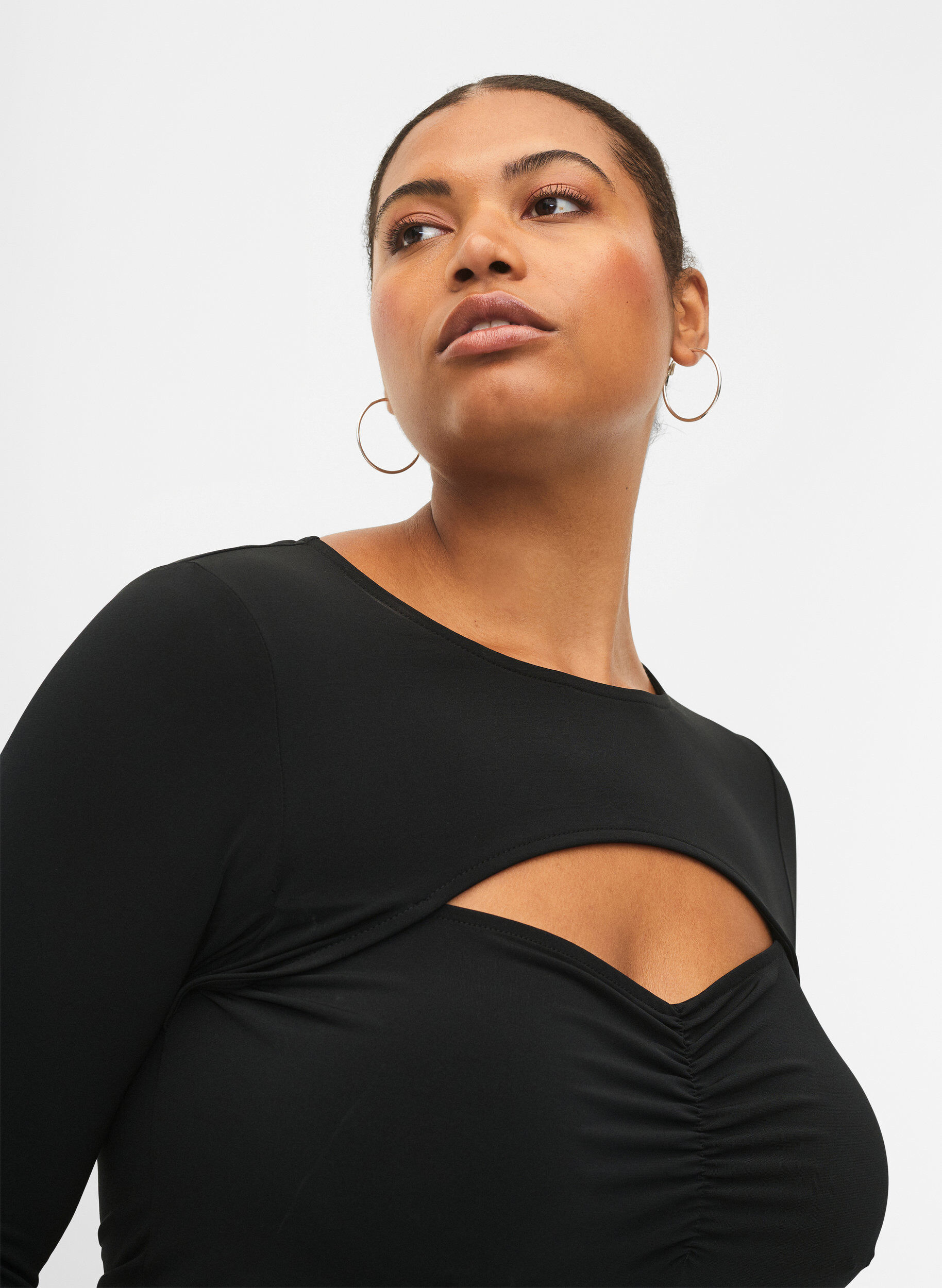 Zizzi Cut-out bluse med lange ermer, Black, Model image number 2