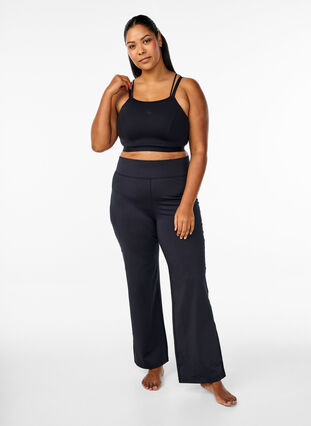 Zizzi Sports-bh med kryssdetaljer på ryggen, Svart, Model image number 1