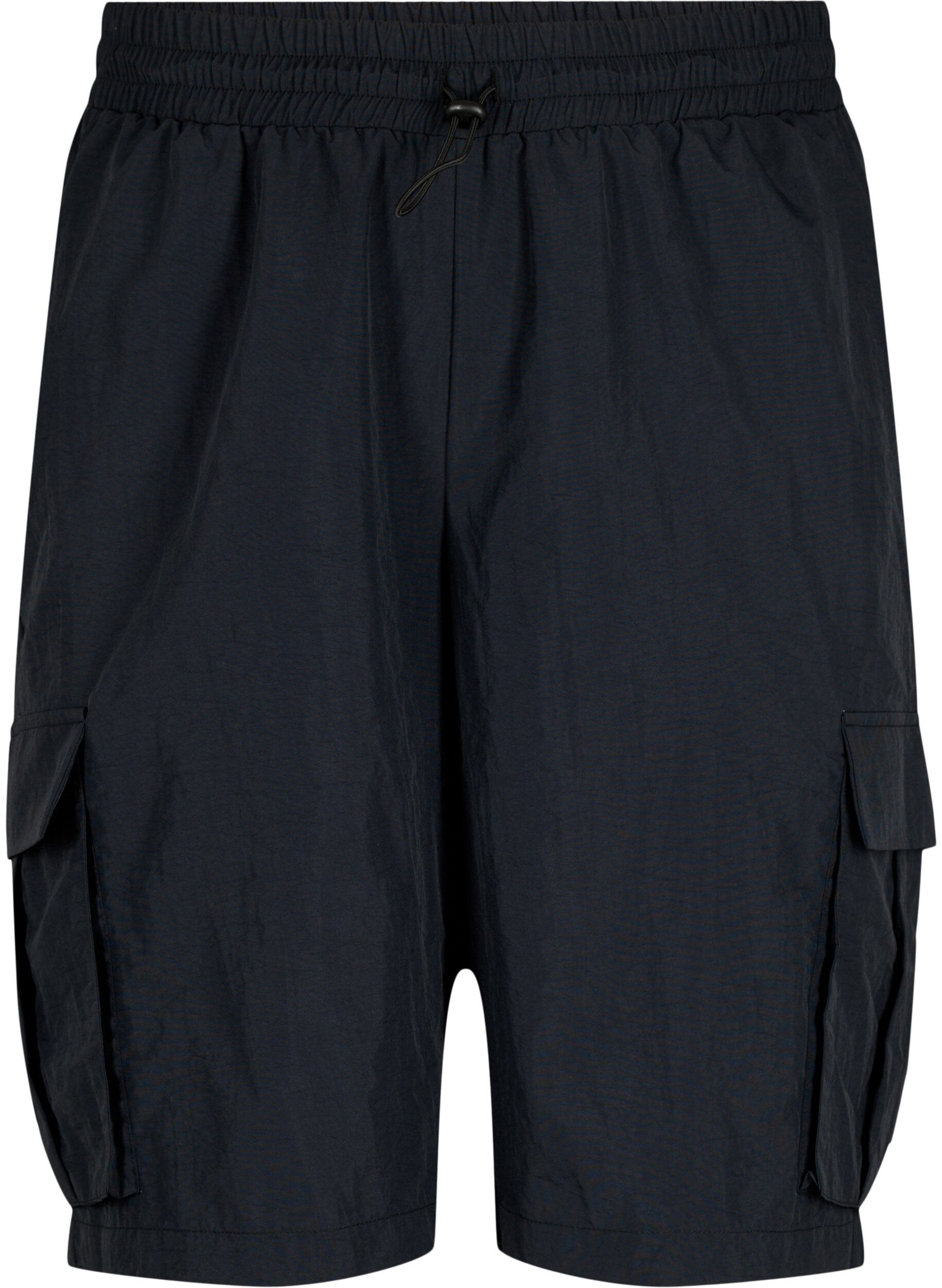 Zizzi Shorts med h&oslash;y midje og cargo-lommer, Black, Packshot image number 0