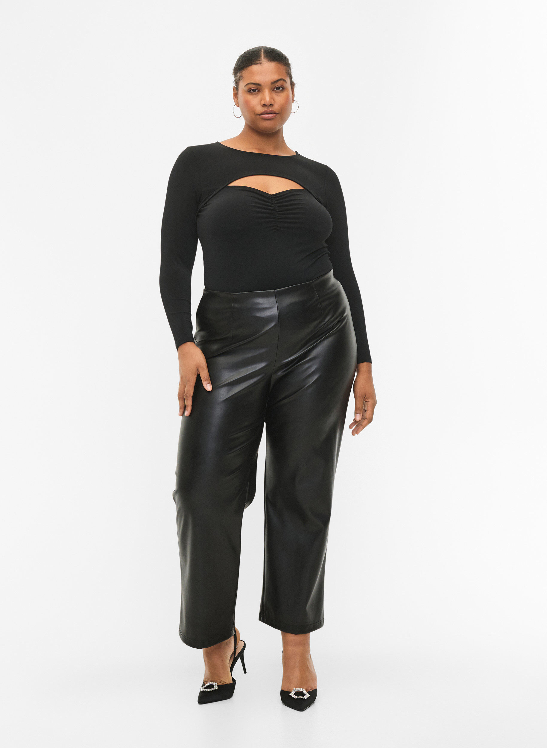 Zizzi Cut-out bluse med lange ermer, Black, Model image number 3