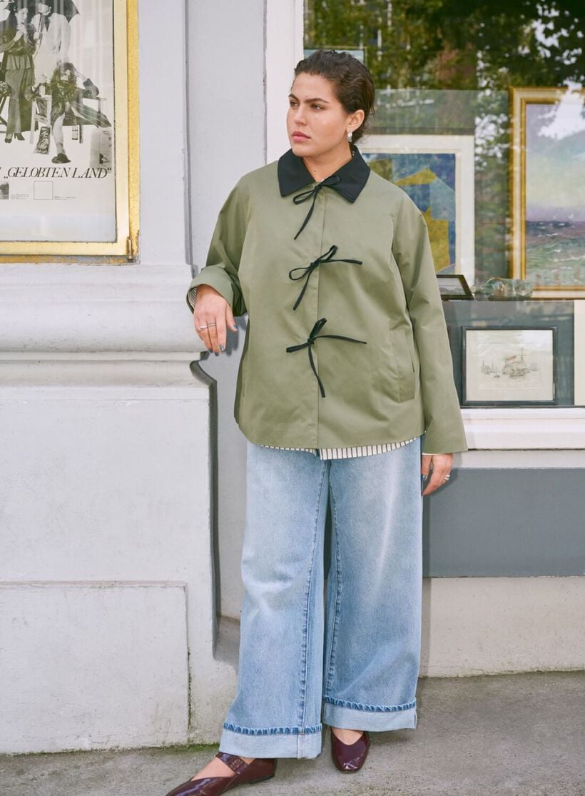 Jakke med sløjfer, , Model