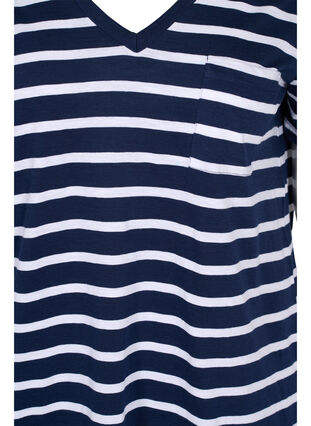 Stripete T-skjorte i bomull med V-hals, Navy B White Stripe, Packshot image number 2