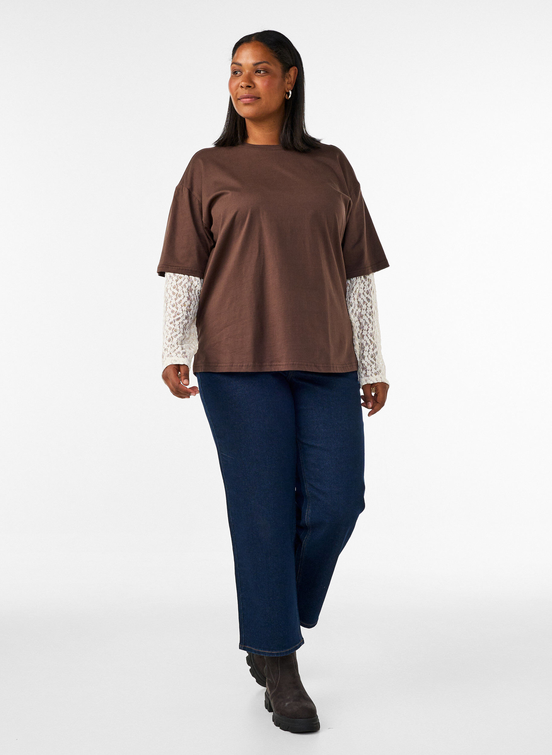 ZizziLoose fit T-skjorte med lange blondeermer, Brun, Model image number 1