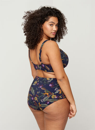 Zizzi Bikinitruse med blomstermønster og høyt liv, Night Sky Flower, Model image number 0