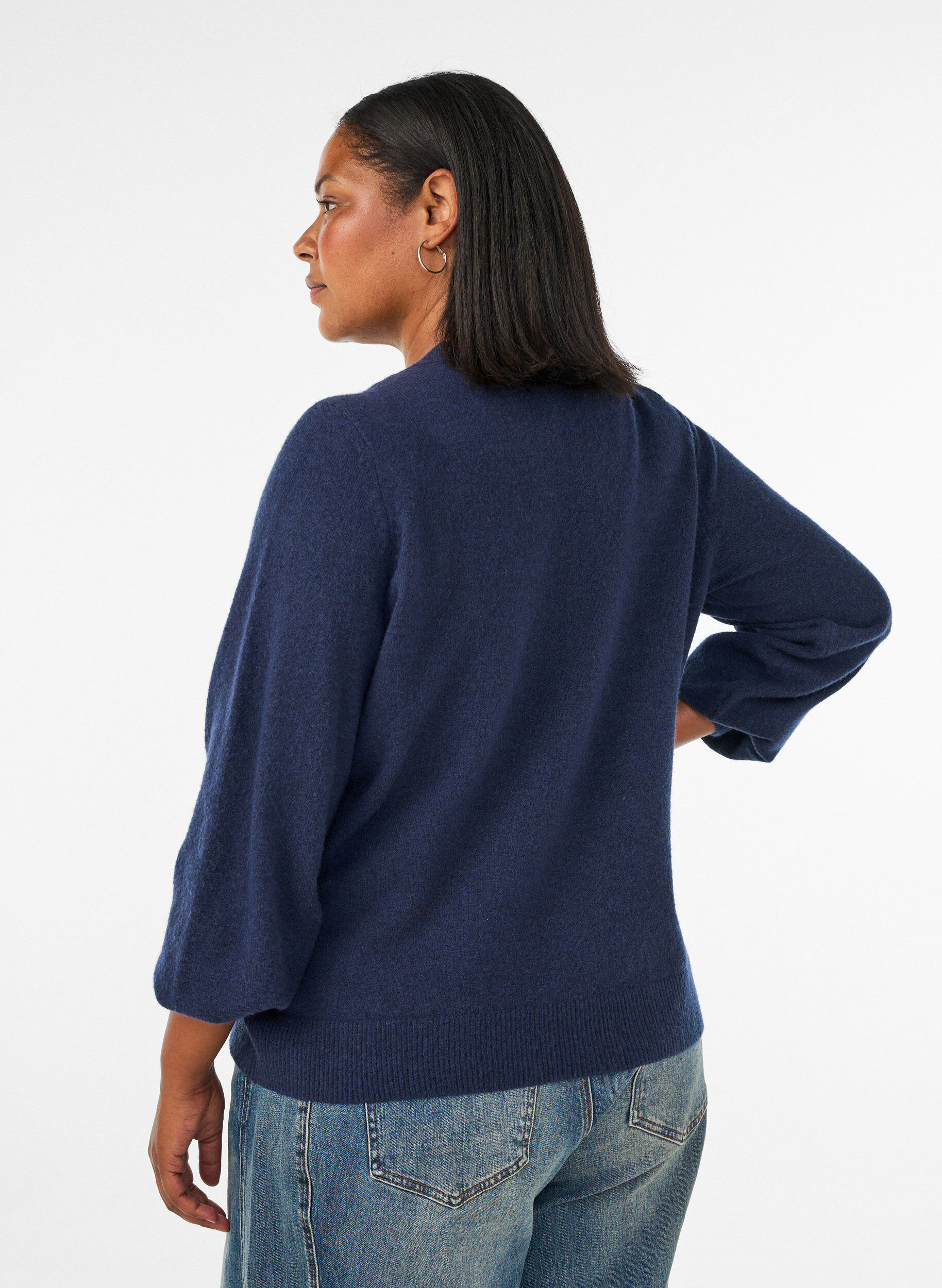 ZizziCardigan i myk strikk med gullfargede knapper, Bl&aring;, Model image number 2
