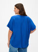 Kortermet bluse i viskose, Monaco Blue, Model image number 1