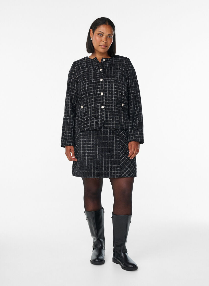 Rutete skjørt, Svart, Model
