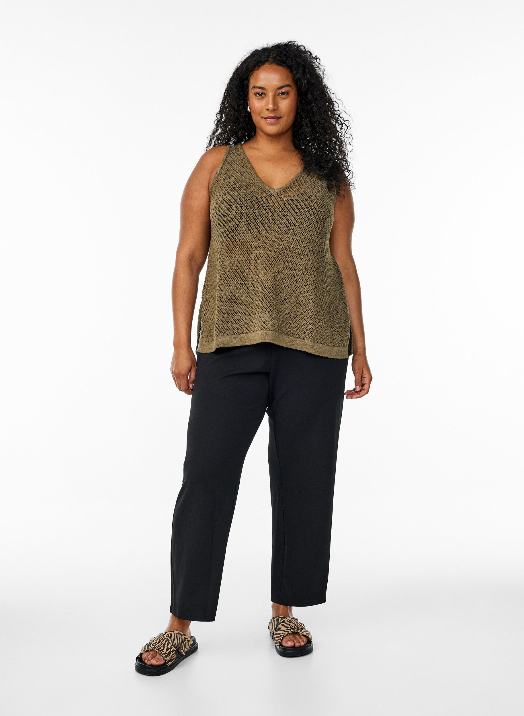 Zizzi FLASH - Ermel&oslash;s strikket topp med v-hals, Gr&oslash;nn, Model image number 1