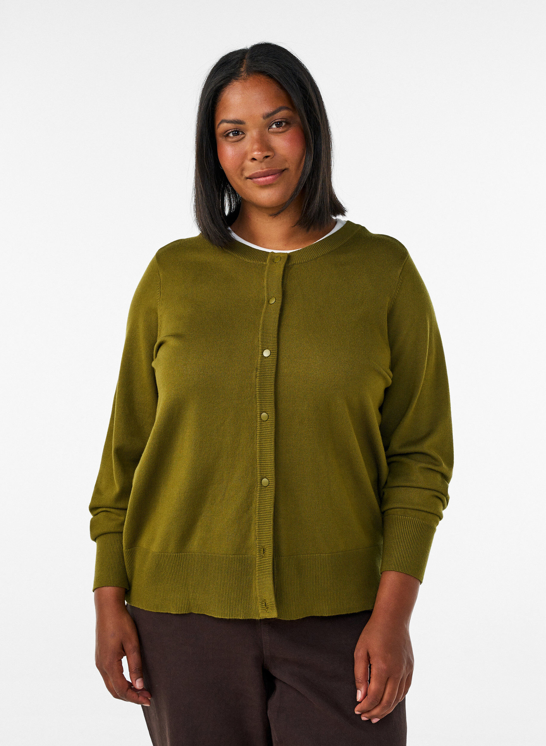 Strikkecardigan med rund hals og knapper, Gr&oslash;nn, Model