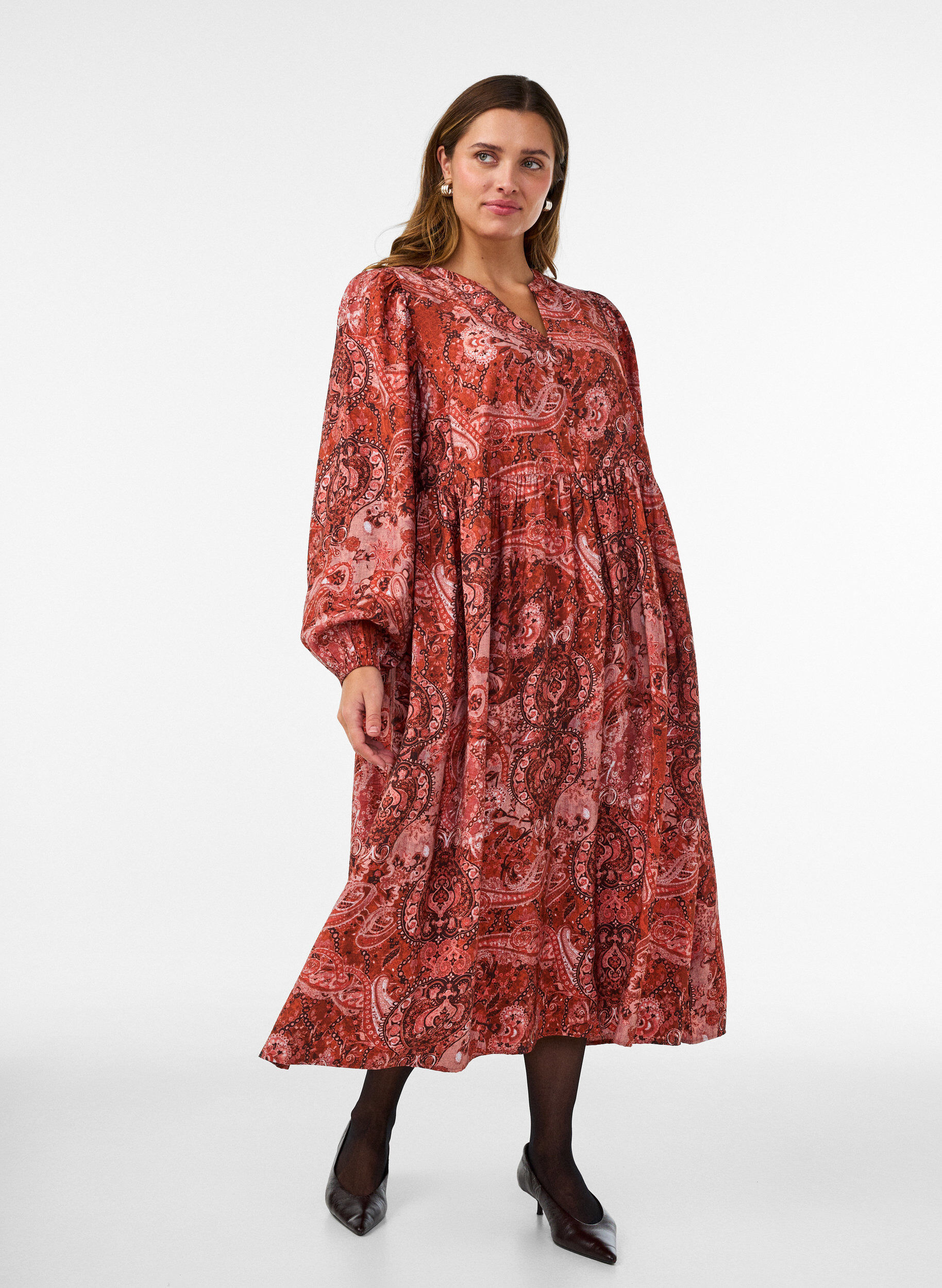 ZizziMidikjole i viskose med paisleytrykk, Orange, Model image number 0