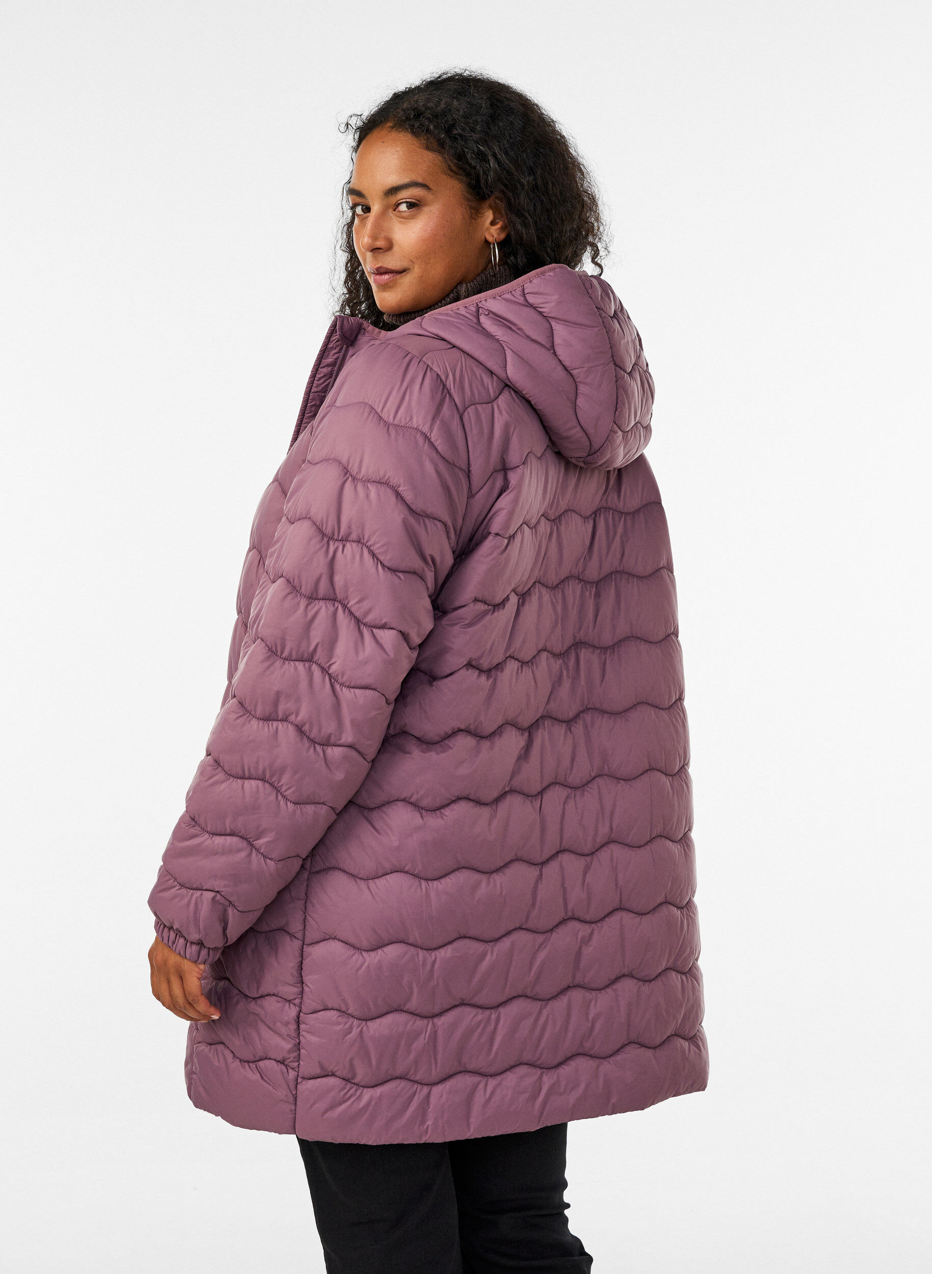 ZizziQuiltet jakke, Rosa, Model image number 2