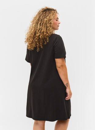 Kortermet nattkjole med V-hals, Black, Model image number 1