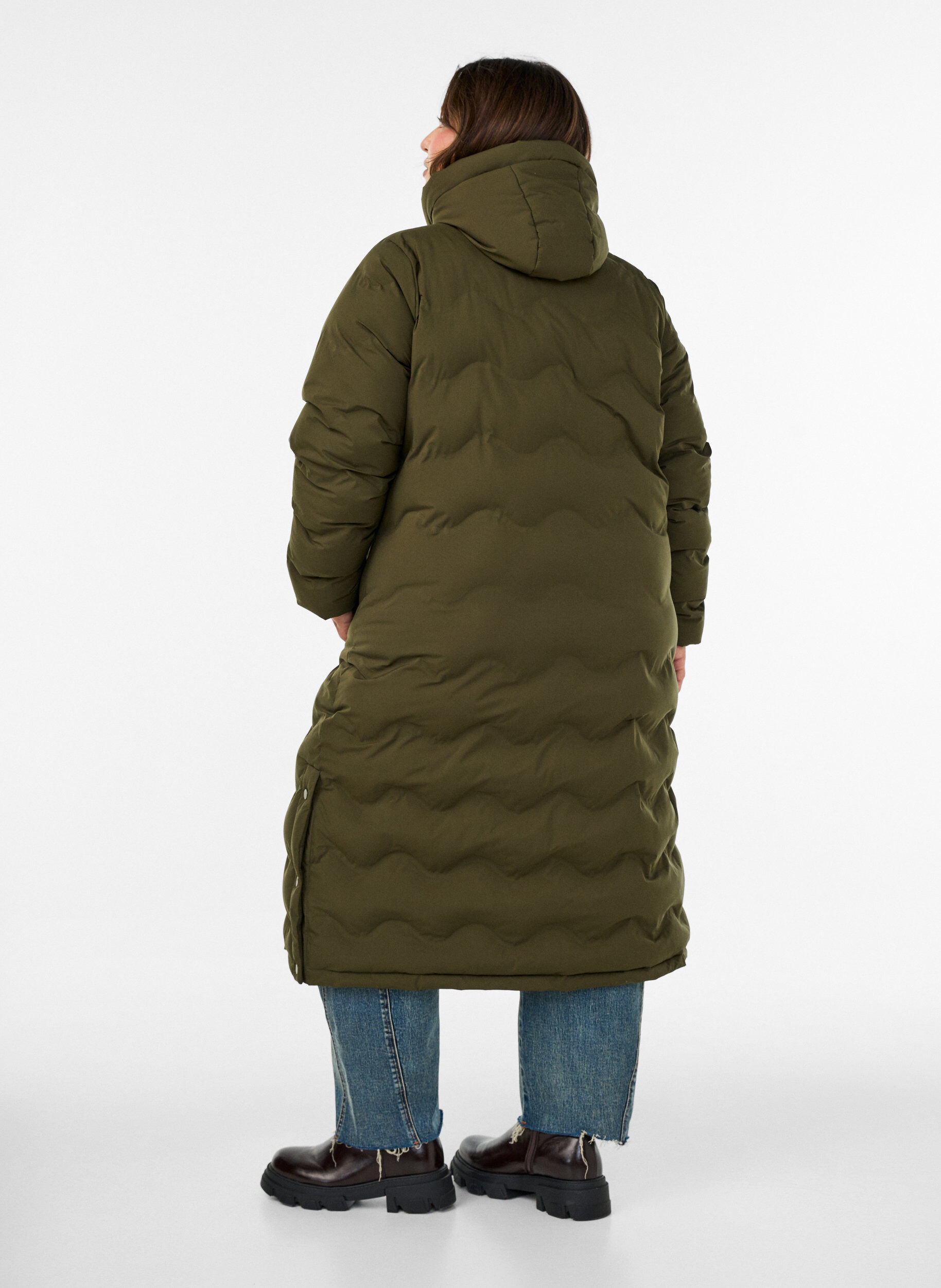 ZizziLang polstret jakke med hette og b&oslash;lgem&oslash;nster, Gr&oslash;nn, Model image number 2