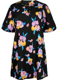 Kjole med korte puffermer og blomstertrykk, Black w. flower AOP