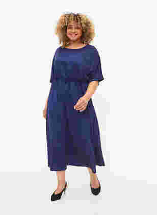 Kortermet midikjole med justerbar midje, Evening Blue, Model