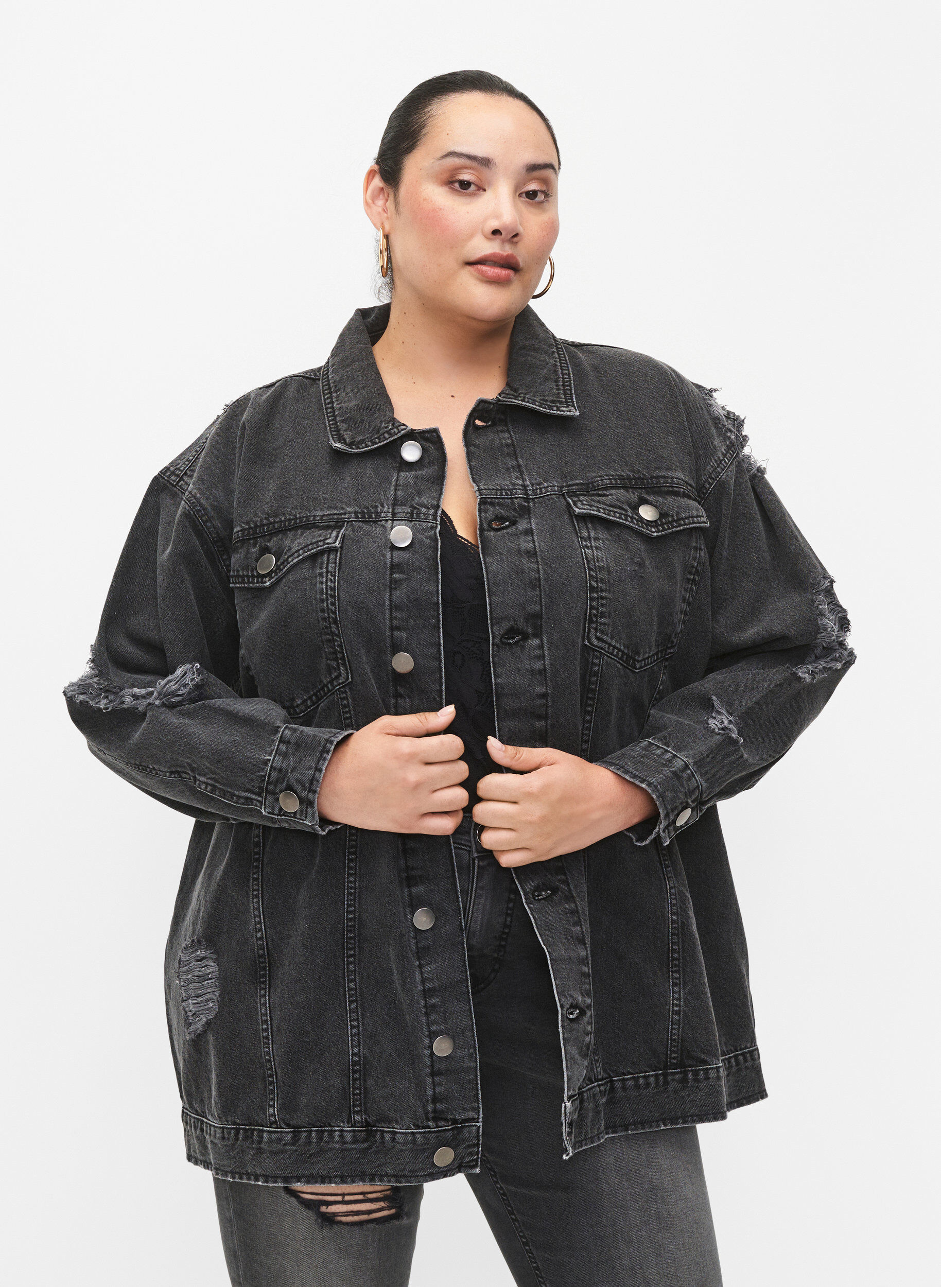 Zizzi L&oslash;s denimjakke med slitte detaljer, Dark Grey Denim, Model image number 0