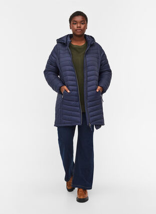Lett jakke med quiltet mønster, avtagbar hette og lommer, Navy Blazer, Model image number 2