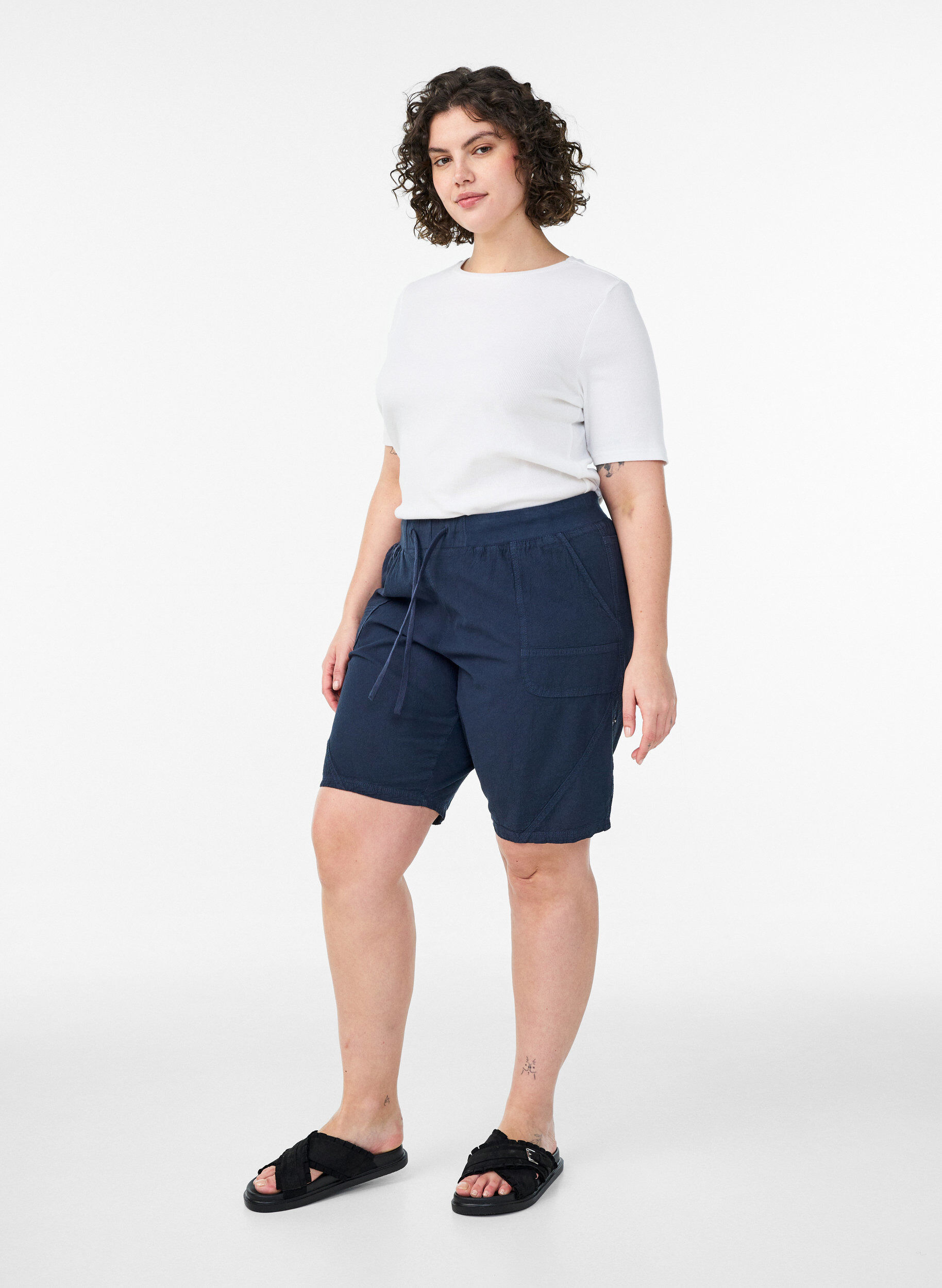 ZizziL&oslash;s shorts av bomull med lommer, Bl&aring;, Model image number 1