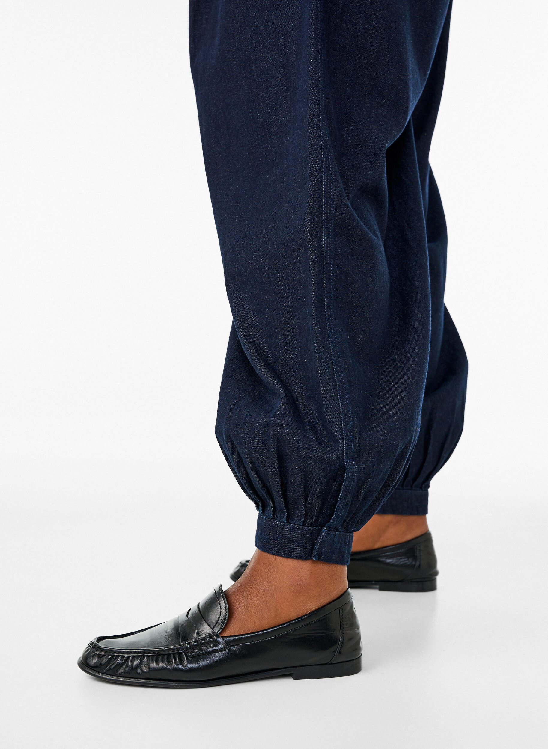 ZizziH&oslash;y midje ballongjeans, Bl&aring;, Model image number 2