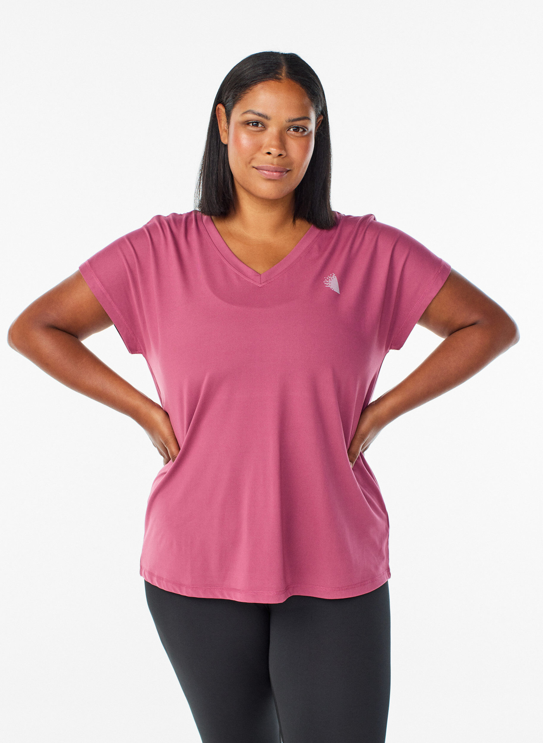 L&oslash;stsittende trenings-t-skjorte med V-hals, R&oslash;d, Model