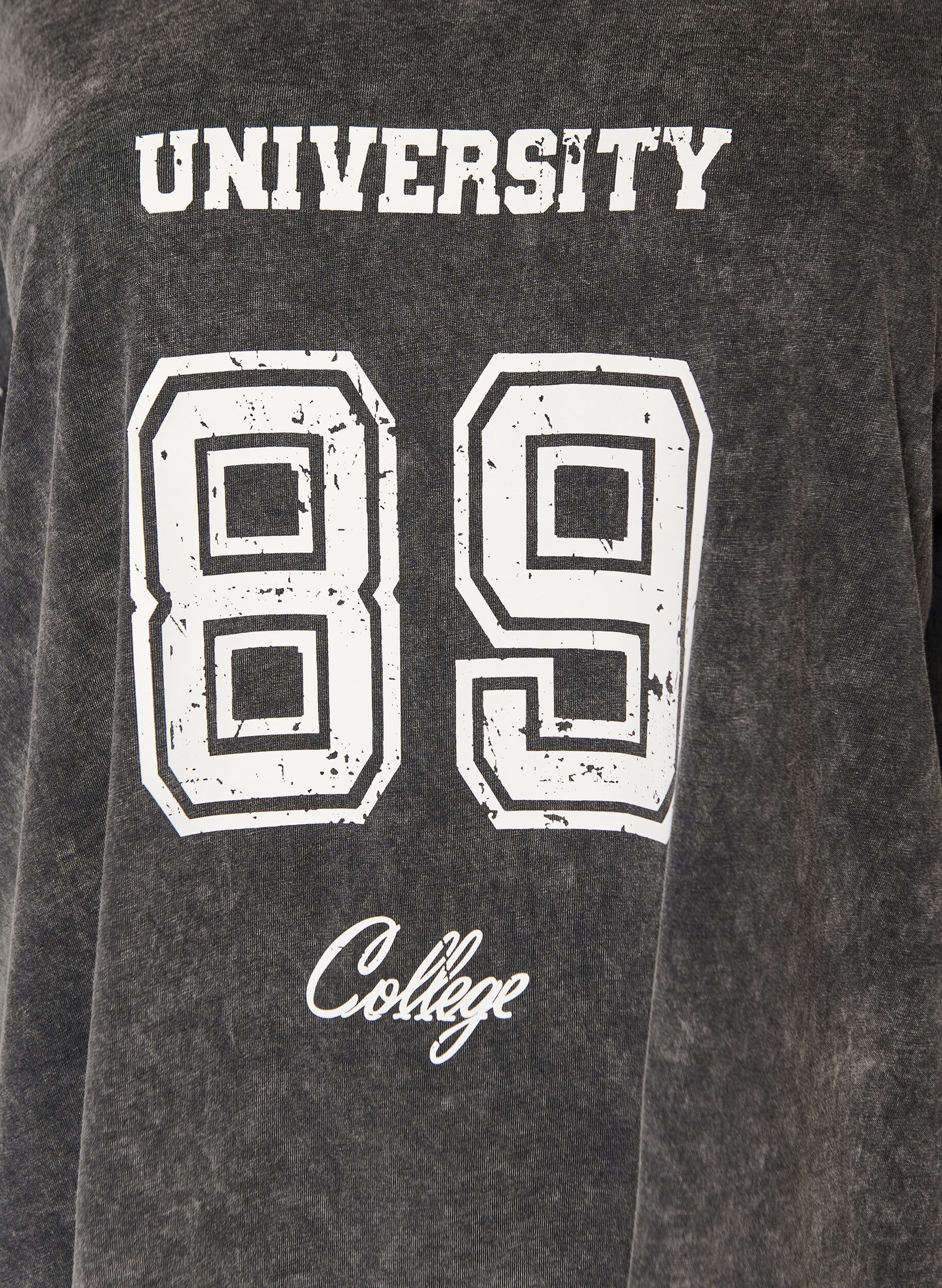ZizziOversized T-skjorte i &oslash;kologisk bomull med et college-trykk, Svart, Packshot image number 2