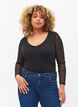 Tettsittende bluse i mesh med V-hals, Black, Model image number 0